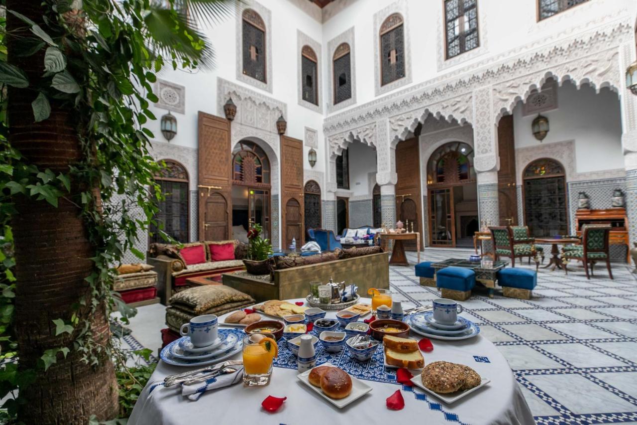 رياد Semlalia *